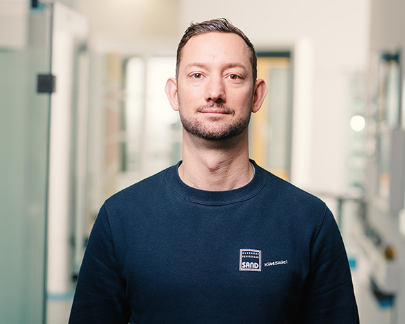 Lukas Weidner – Leiter Glasservice Lukas Weidner – Leiter Glasservice