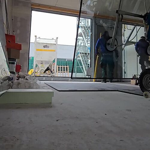 Hier bauen wir eine Tür mit Glasseitenteilen ein 💪
Sauber eingebaut, durchdacht geplant und am Ende einfach stimmig.
...