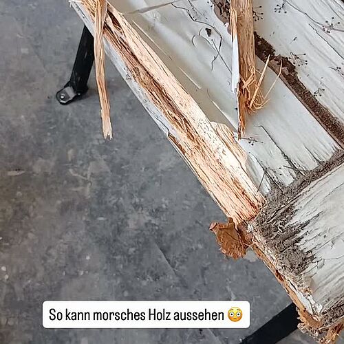 Von außen war der Schaden kaum zu erkennen. Erst bei genauerem Hinsehen zeigte sich, wie stark das Holz bereits...