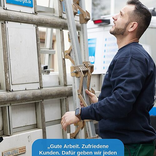Bei uns zählt nicht nur, dass die Arbeit erledigt ist, sondern auch, dass unsere Kunden am Ende zufrieden sind. 💪
Dafür...