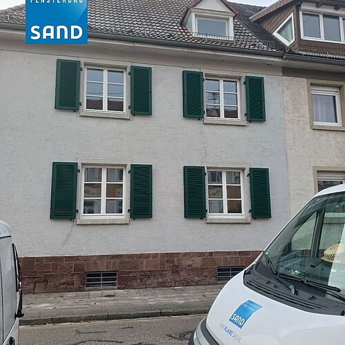 Montage neuer Aluminium Klappläden der Firma Ehret.
Langlebig, leicht zu bedienen und eine ideale Lösung für Sonnen und...