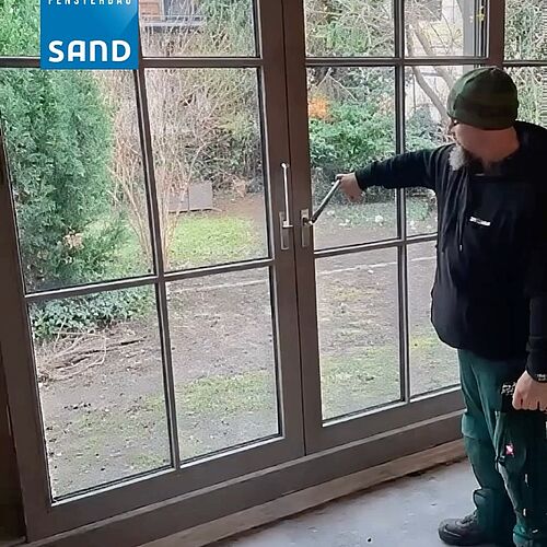 Neue Fenster treffen auf altes Gebäude – eine Kombination die funktioniert!
Optisch passend montiert technisch auf dem...