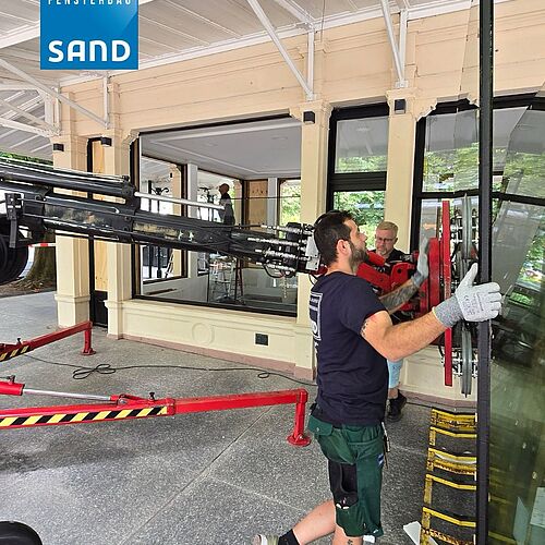 Ein weiteres Projekt das sich sehen lassen kann! 😊
#glaserei #sand #karlsruhe #fensterbau